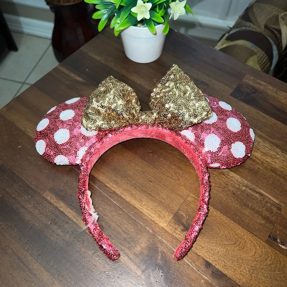 Disney‎ Parks Pink Sequin Minnie Ears with White Poka Dots and Gold Bow Vacation